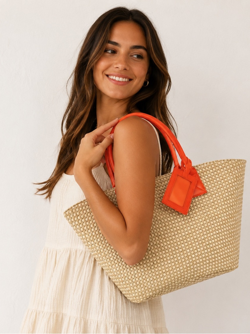 AVON HAWAIIAN SHORES TOTE BAG - STRAW (NEW WITH TAGS)